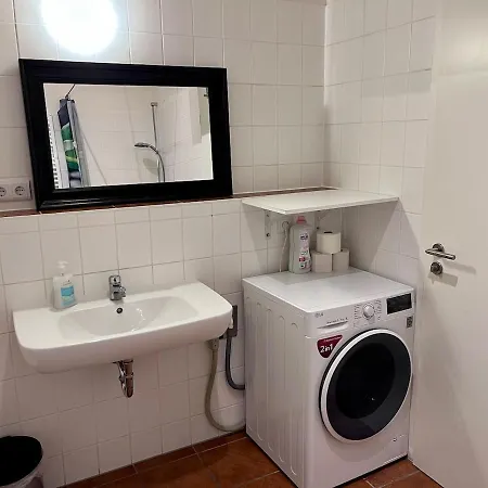 Beautiful In Bruesseler Kiez Appartement