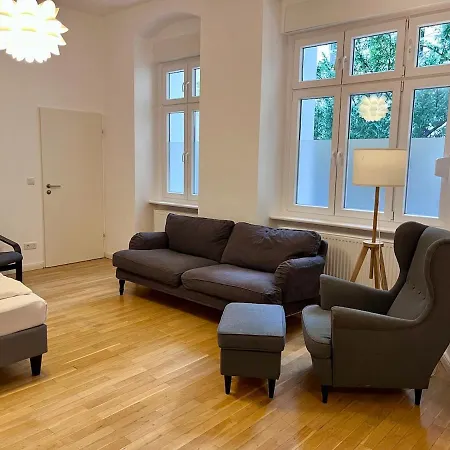 Apartamento Beautiful In Brüsseler Kiez Berlín